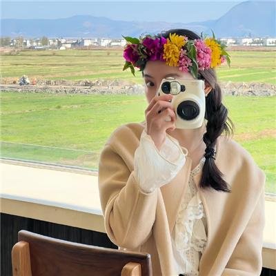 战勇。第一季封面